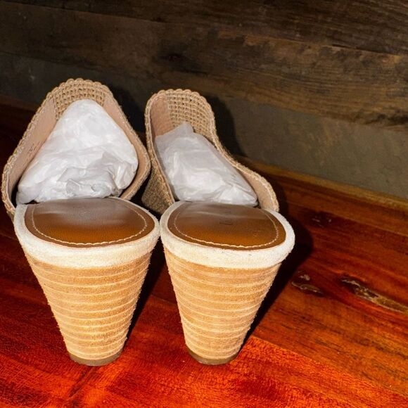 🌵 Donald J Pliner Fenda Stretch Mule – Tan Neutral Chic 🌞 sz 7 - Picture 6 of 10